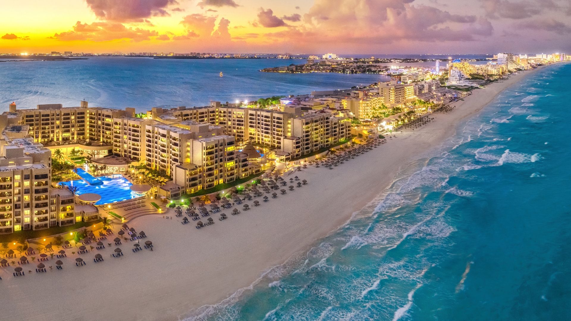 Logo Paquetes de Viaje Cancún